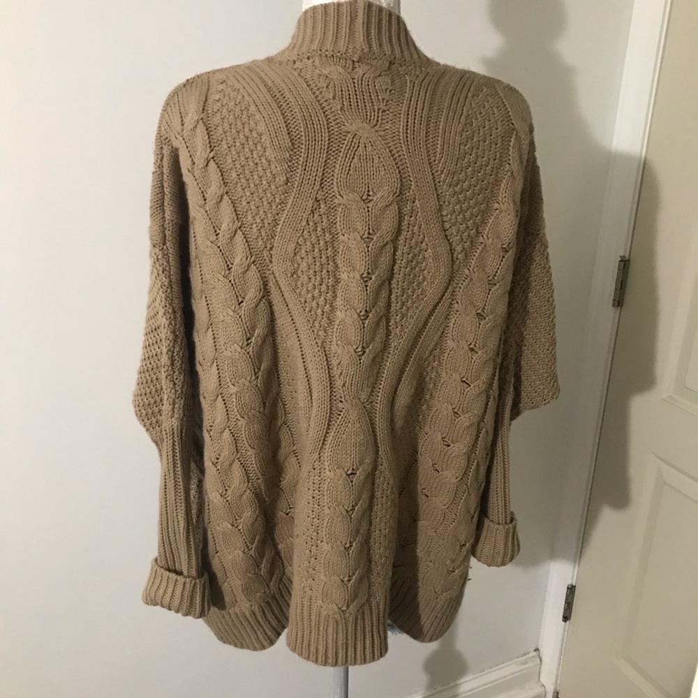 F21 Knit Sweater - Picture 3 of 5